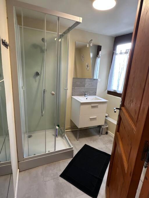 Magnifique Duplex Tout Confort Beauvais Buitenkant foto