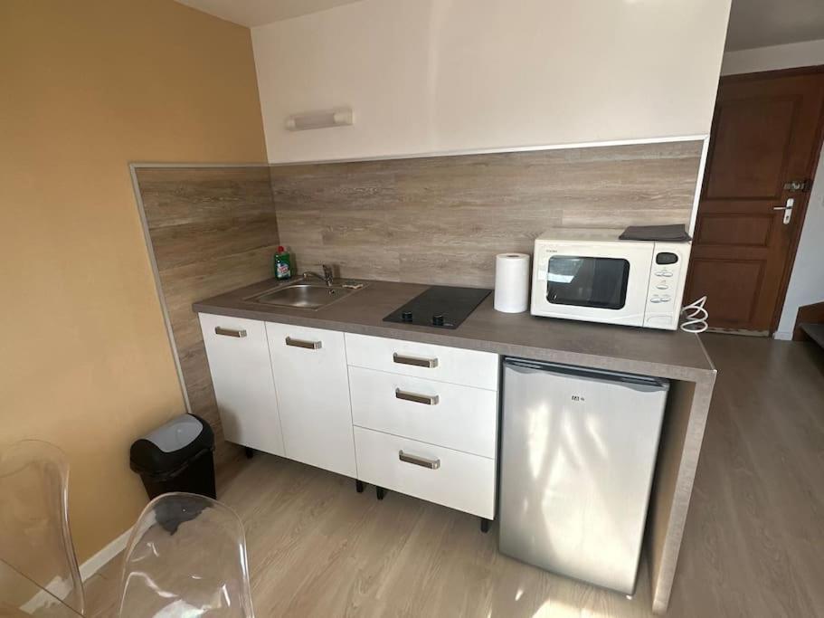 Magnifique Duplex Tout Confort Beauvais Buitenkant foto