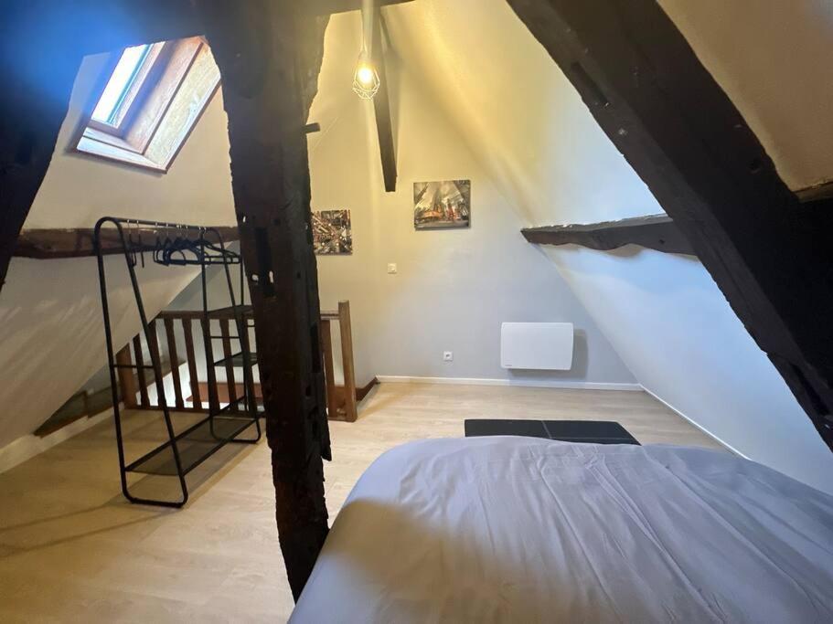Magnifique Duplex Tout Confort Beauvais Buitenkant foto